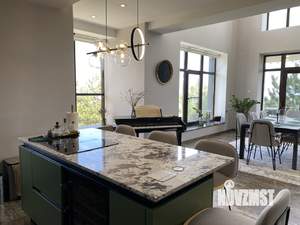 Дом 441м&sup2;, 4-этажный, участок 18 сот.  