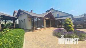 Коттедж 1500м&sup2;, 3-этажный, участок 33 сот.  