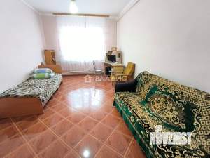 Дом 540м², 3-этажный, участок 8 сот.  