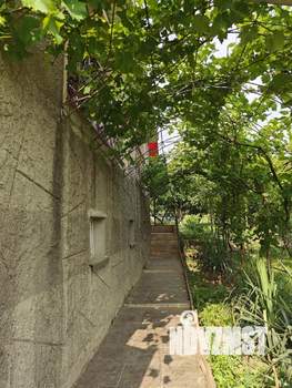 Дом 254м&sup2;, 3-этажный, участок 15 сот.  