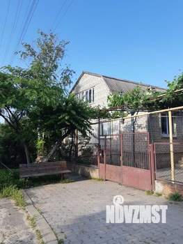 Дом 182м&sup2;, 2-этажный, участок 8 сот.  