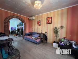 Дом 288м&sup2;, 2-этажный, участок 10 сот.  