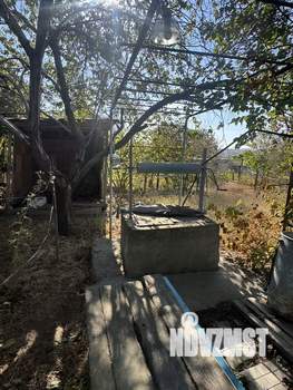 Дом 30м², 2-этажный, участок 5 сот.  