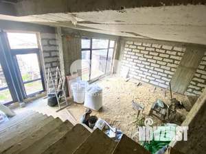 Таунхаус 300м², 2-этажный, участок 6 сот.  