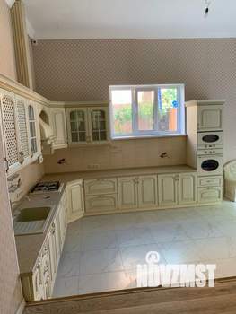 Дом 350м², 3-этажный, участок 6 сот.  