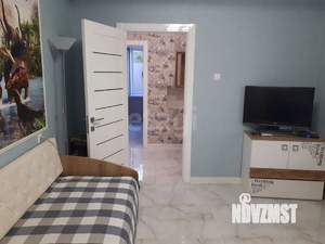 Дом 272м&sup2;, 3-этажный, участок 3 сот.  