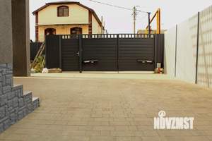 Дом 240м², 2-этажный, участок 6 сот.  