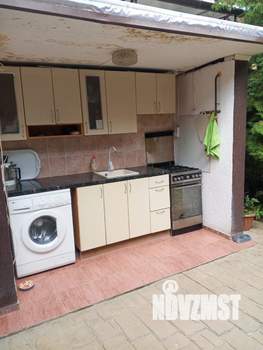 Дом 106м&sup2;, 2-этажный, участок 4 сот.  