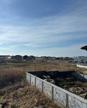 Дом 360м&sup2;, 3-этажный, участок 13 сот.  