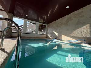 Дом 300м&sup2;, 2-этажный, участок 12 сот.  