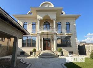 Дом 851м&sup2;, 4-этажный, участок 7 сот.  