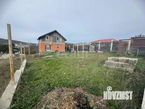 Дом 218м&sup2;, 3-этажный, участок 6 сот.  