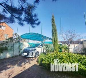 Дом 256м&sup2;, 2-этажный, участок 6 сот.  