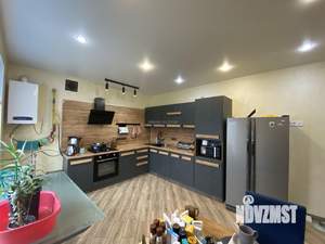 Дом 150м&sup2;, 2-этажный, участок 6 сот.  