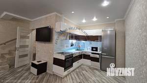 Дом 90м&sup2;, 2-этажный, участок 1 сот.  