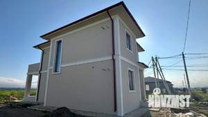 Дом 230м&sup2;, 2-этажный, участок 4 сот.  