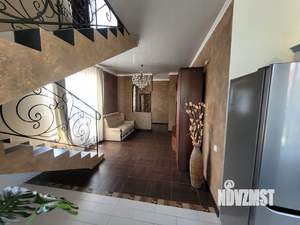 Дом 191м&sup2;, 2-этажный, участок 4 сот.  