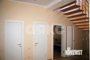 Дом 210м&sup2;, 2-этажный, участок 12 сот.  