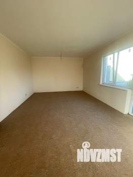 Дом 130м&sup2;, 2-этажный, участок 5 сот.  