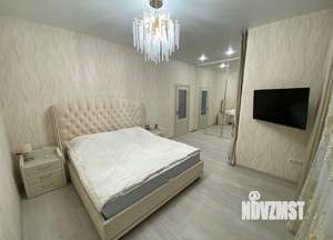 Дом 200м&sup2;, 2-этажный, участок 4 сот.  