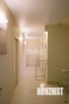 Дом 392м², 3-этажный, участок 4 сот.  