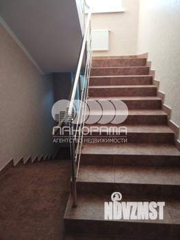 Дом 250м², 2-этажный, участок 6 сот.  