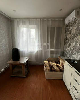 Дом 50м&sup2;, 2-этажный, участок 5 сот.  