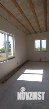 Дом 76м&sup2;, 2-этажный, участок 5 сот.  