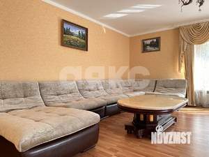Дом 371м², 2-этажный, участок 9 сот.  
