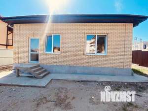 Дом 93м&sup2;, 2-этажный, участок 4 сот.  