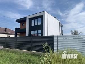 Дом 180м², 2-этажный, участок 6 сот.  