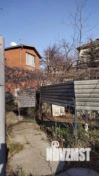 Дом 46м&sup2;, 2-этажный, участок 3 сот.  