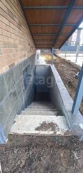 Дом 282м², 37-этажный, участок 5 сот.  