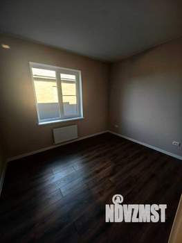 Дом 100м², 2-этажный, участок 8 сот.  