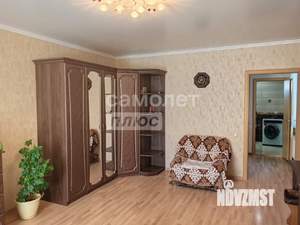 Дом 306м², 3-этажный, участок 8 сот.  