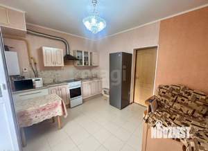 Дом 99м&sup2;, 3-этажный, участок 8 сот.  