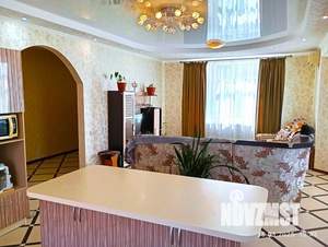 Дом 306м&sup2;, 2-этажный, участок 8 сот.  