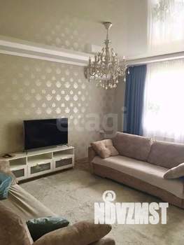 Дом 197м&sup2;, 2-этажный, участок 4 сот.  