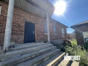 Дом 240м&sup2;, 1-этажный, участок 6 сот.  