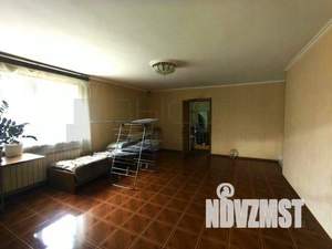 Дом 207м&sup2;, 2-этажный, участок 5 сот.  