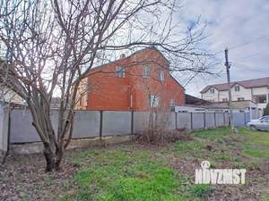 Дом 402м&sup2;, 3-этажный, участок 9 сот.  