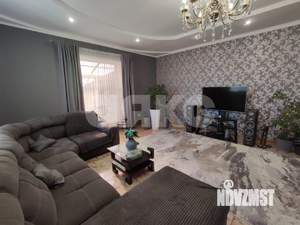 Дом 347м&sup2;, 2-этажный, участок 7 сот.  