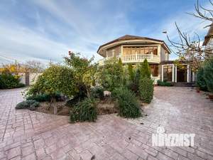 Дом 276м&sup2;, 2-этажный, участок 6 сот.  