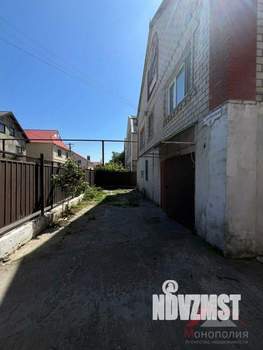 Дом 190м², 2-этажный, участок 3 сот.  