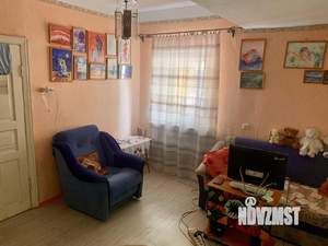 Дом 50м², 2-этажный, участок 5 сот.  