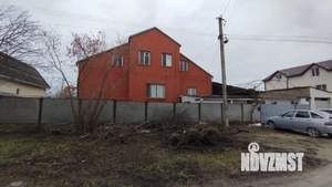 Дом 402м&sup2;, 3-этажный, участок 9 сот.  