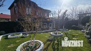 Дом 152м&sup2;, 2-этажный, участок 5 сот.  