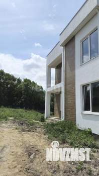 Дом 164м&sup2;, 2-этажный, участок 5 сот.  