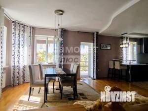 Дом 260м&sup2;, 2-этажный, участок 6 сот.  