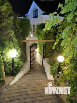 Дом 234м², 2-этажный, участок 11 сот.  